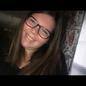 Meet your Posher, Luci